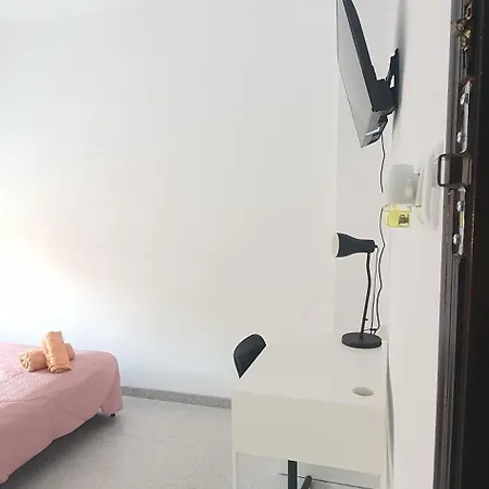 Проживание в семье Centricas, Tranquilas Y Acogedoras De Matrimonio En Vivienda Compartida *