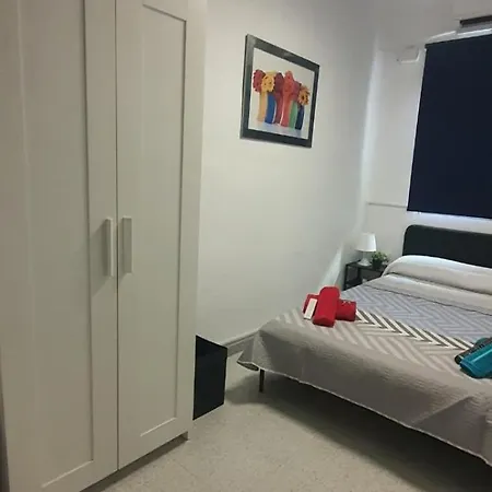 Centricas, Tranquilas Y Acogedoras De Matrimonio En Vivienda Compartida Проживание в семье Валенсия