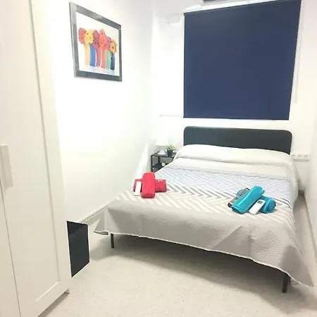 Centricas, Tranquilas Y Acogedoras De Matrimonio En Vivienda Compartida Проживание в семье Валенсия