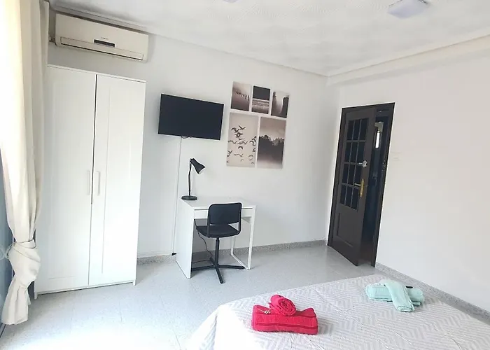 Centricas, Tranquilas Y Acogedoras De Matrimonio En Vivienda Compartida