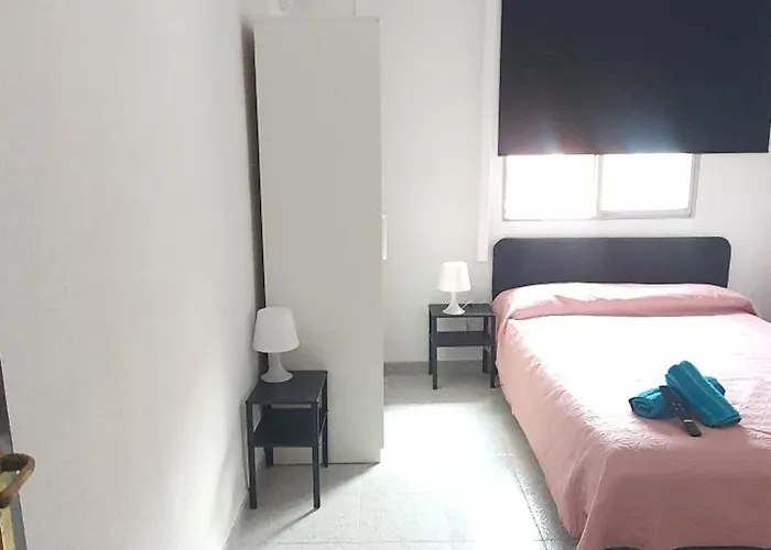 Centricas, Tranquilas Y Acogedoras De Matrimonio En Vivienda Compartida Privat bolig